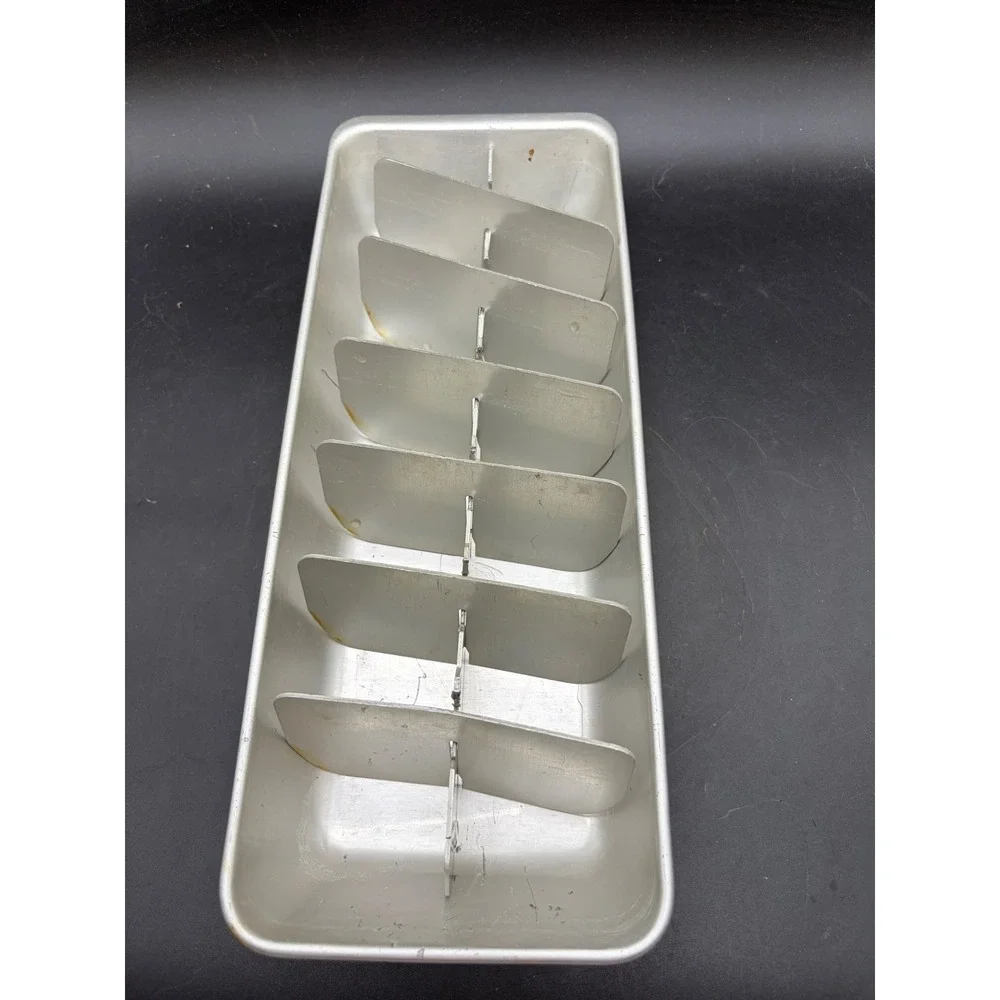N/A vintage aluminum
